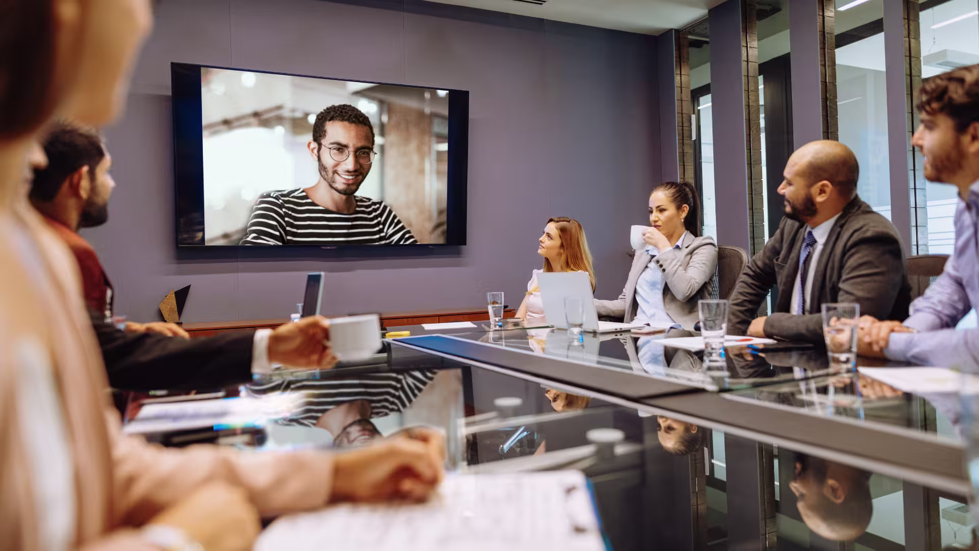 Hybrid leadership meeting