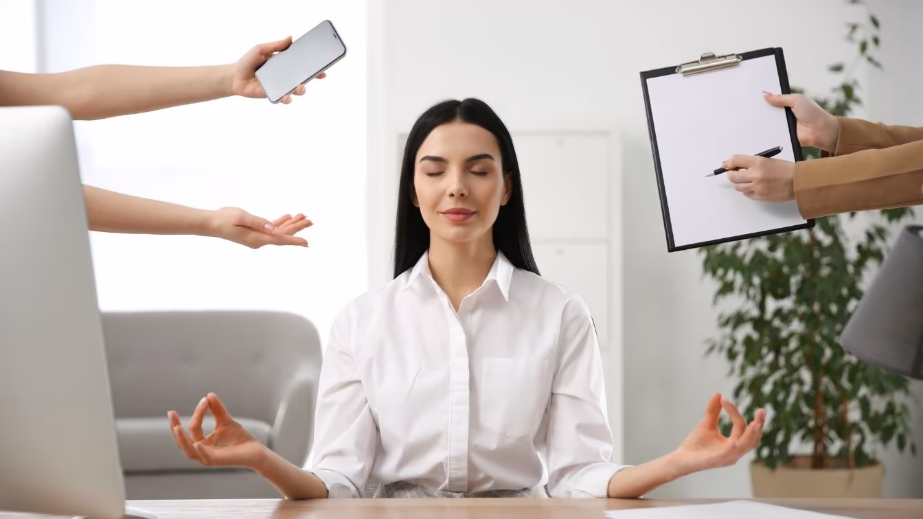 regelmäßige Pausen bei Online Meetings