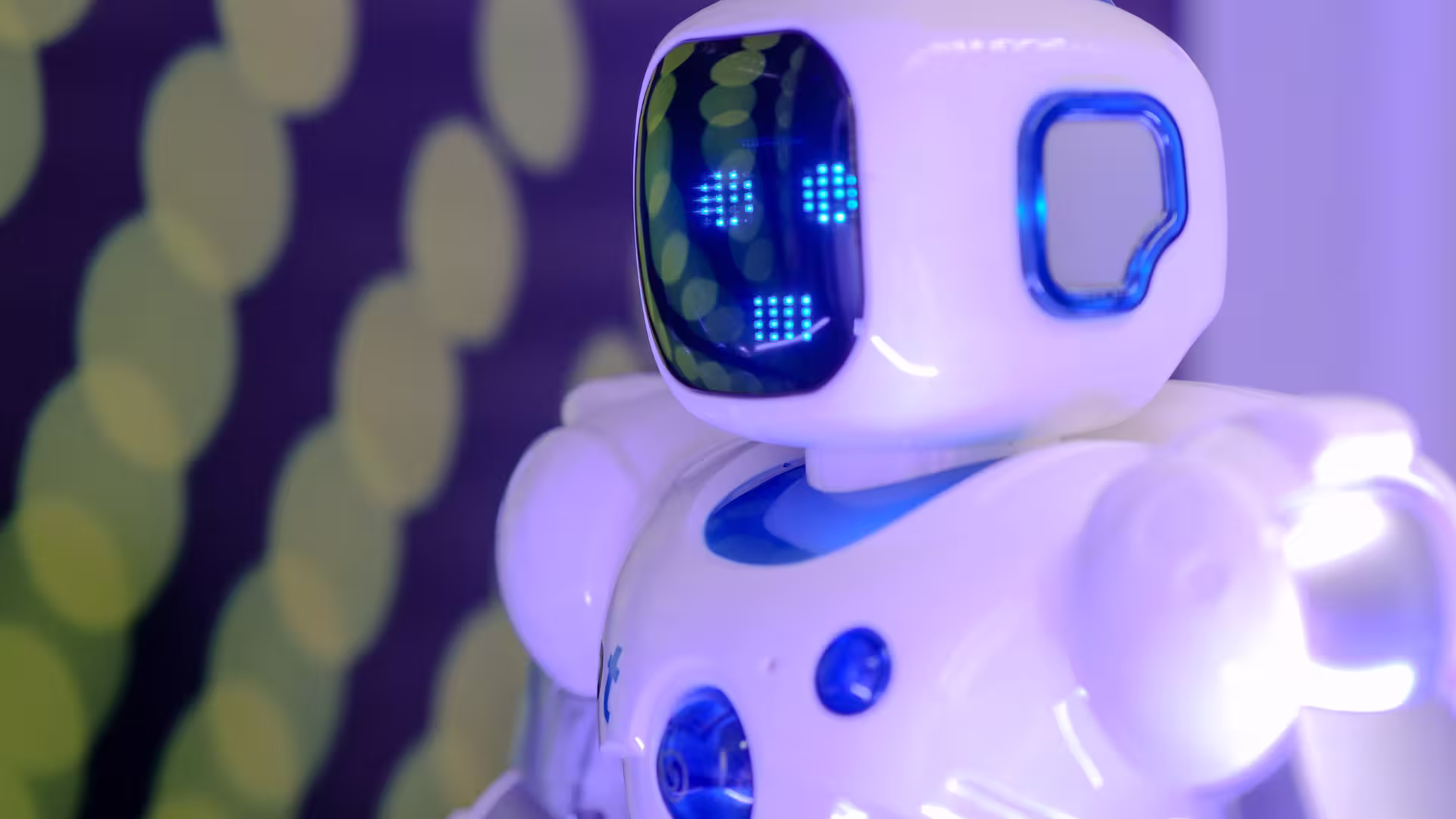 Bild von einem Roboter Bot